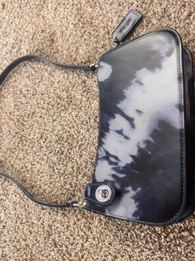 COACH the dye penn shoulder bag